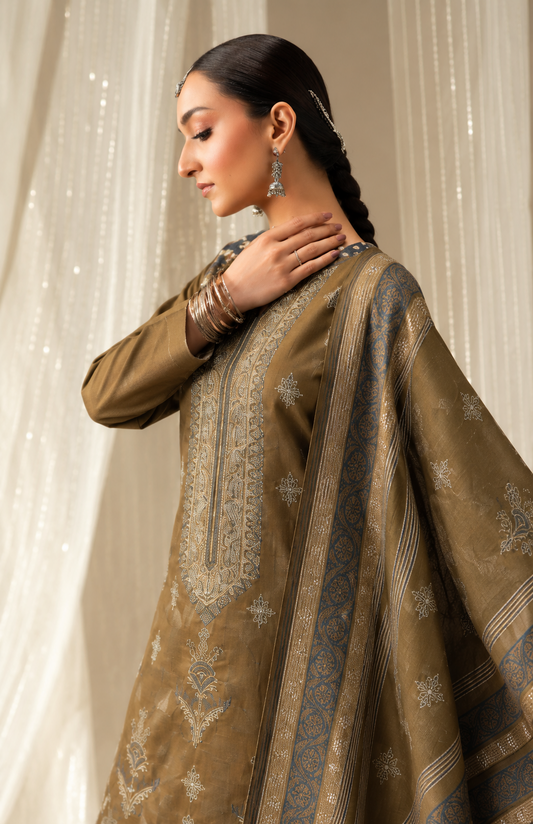 Olive Brown embroidered winter Dhanak 3 piece unstitched Pakistani suit – dupatta and embroidery close-up | Anaya Haram