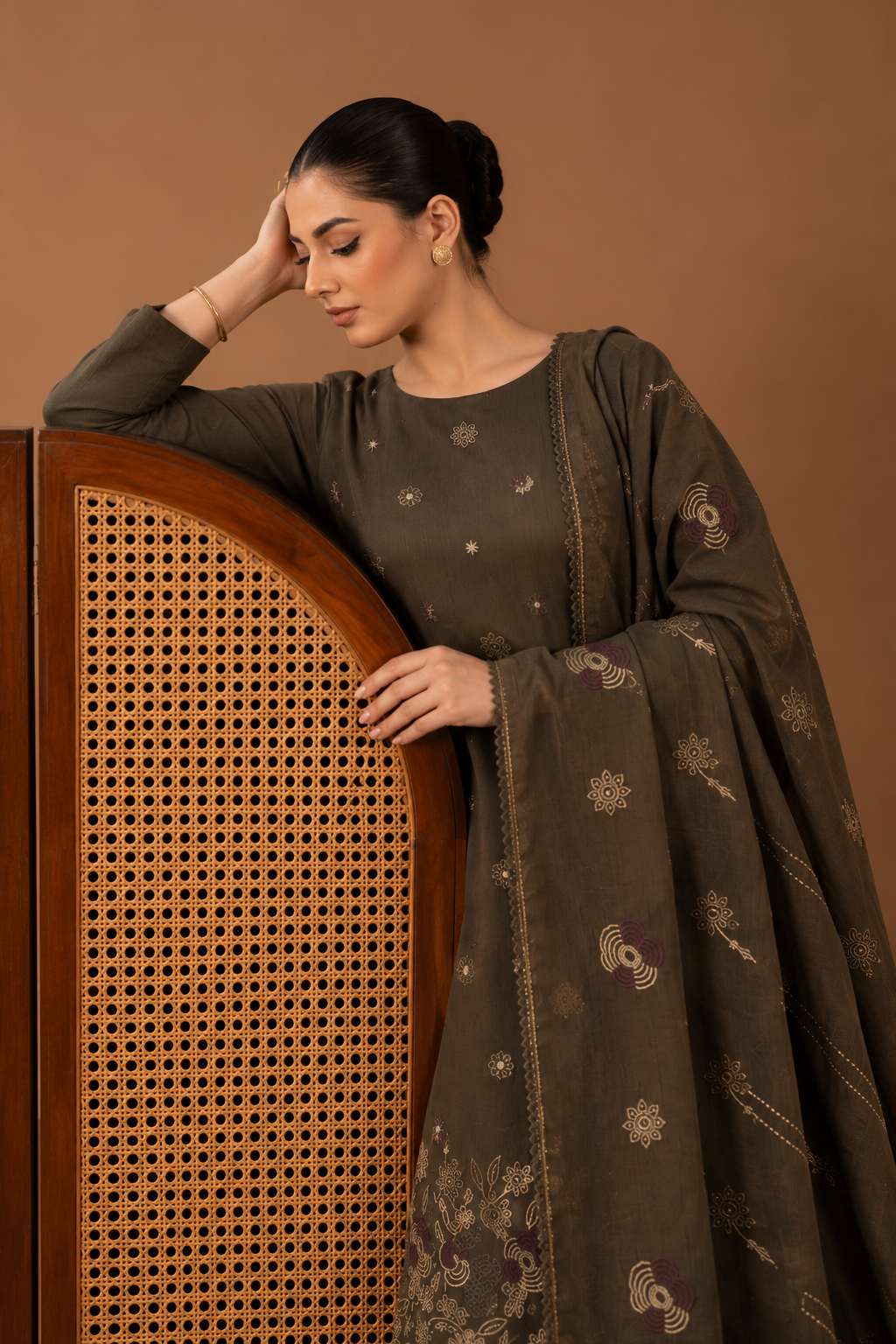 Olive Brown winter Dhanak 3 piece unstitched suit detail – Anaya Haram
